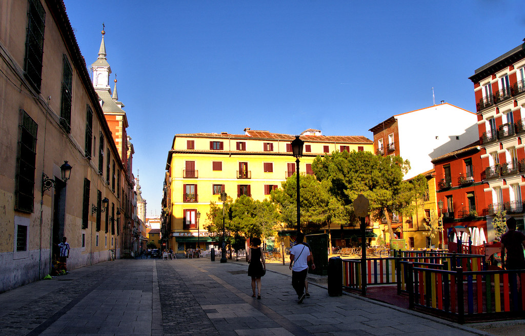 Plaza de las Comendadoras en Madrid